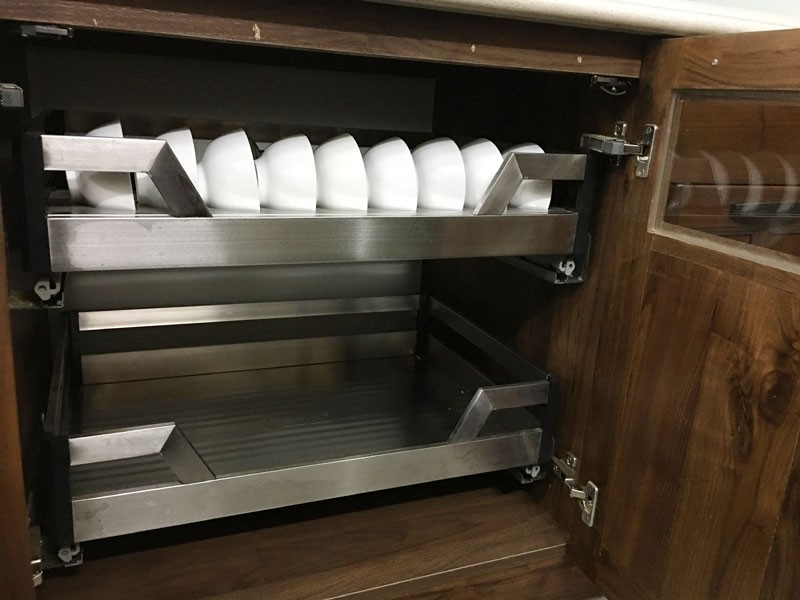 tủ bếp gỗ óc chó - ke xoong