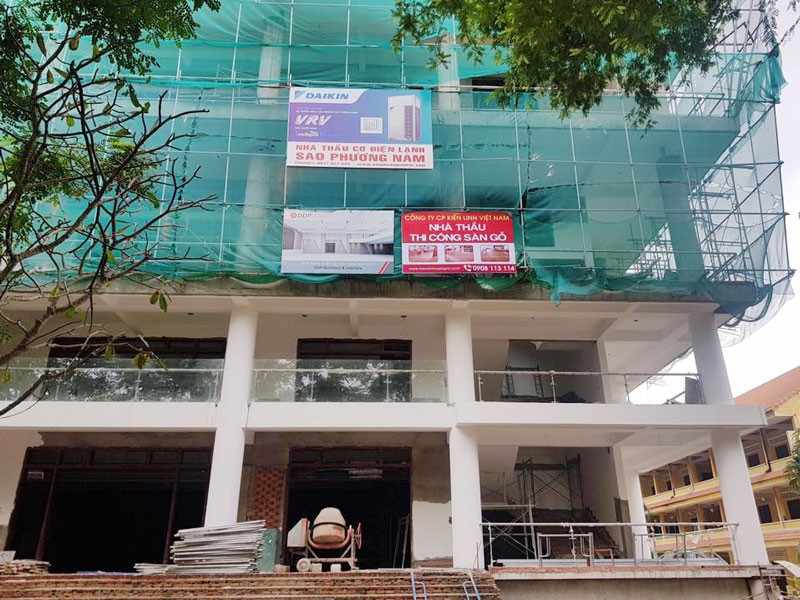 Ván sàn gỗ Căm Xe D600xR90xD15mm lót sàn chùa Hoằng Pháp - Ảnh 7