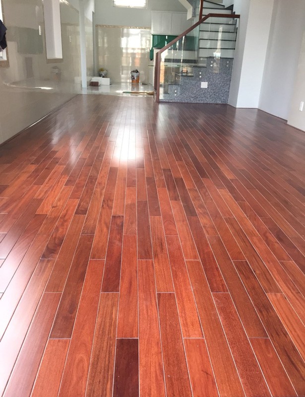 ván lót sàn gỗ căm xe