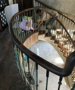 cau thang xoan tay vin tron