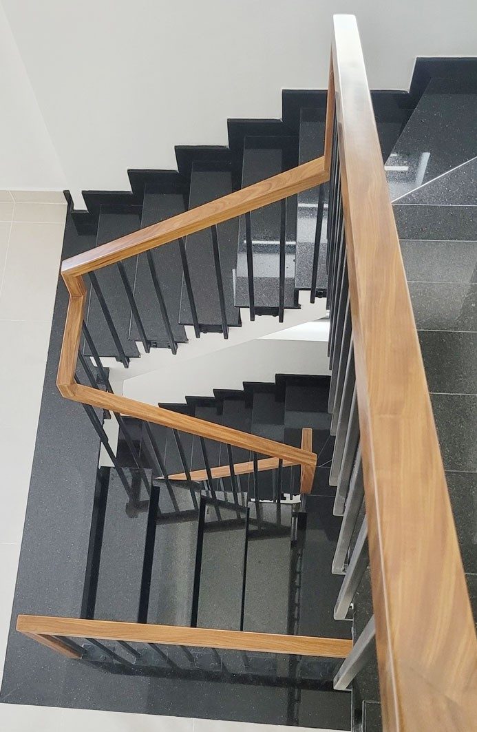 Báo Giá Tay Vịn Cầu Thang Gỗ Mới Nhất 03/2026 - Tay Vịn Gỗ Cẩm Vàng lan can sắt 2cm - Ảnh 9