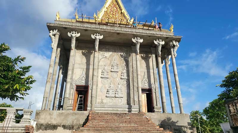 Ốp cột gỗ tròn cao 1.1m - ốp cột gỗ chánh điện chùa Sóc Trăng - Ảnh 8