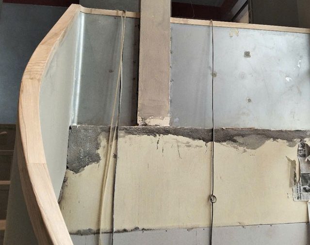 Tay vịn cầu thang xoắn gỗ sồi 5cm vuông - Ảnh 9