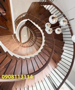 cau thang xoan oc cho