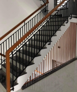 mẫu tay vịn gỗ vuông lan can sắt đơn giản